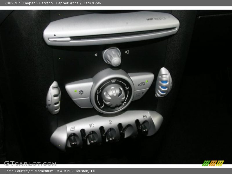 Pepper White / Black/Grey 2009 Mini Cooper S Hardtop