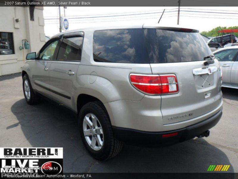 Silver Pearl / Black 2007 Saturn Outlook XE AWD