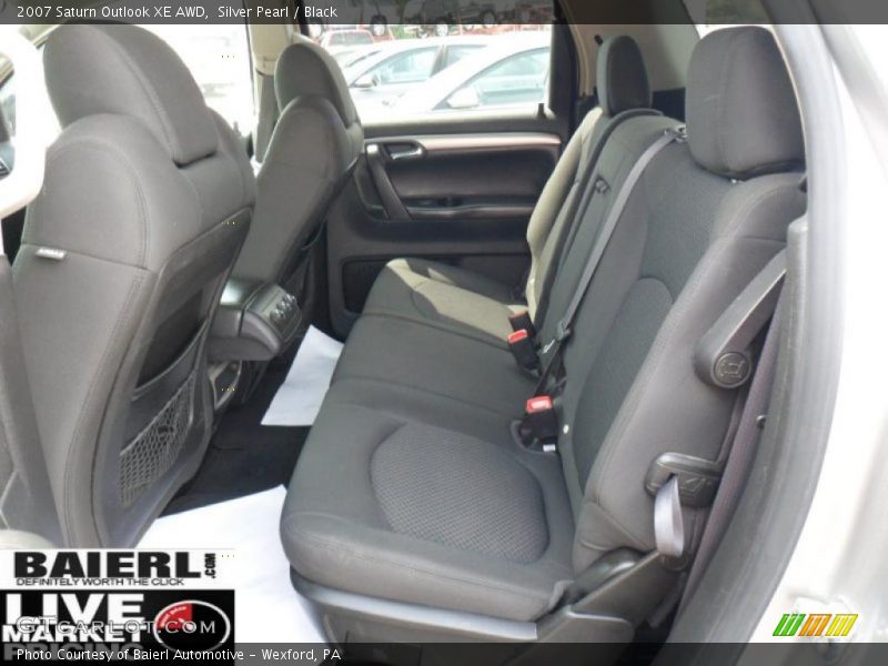 Silver Pearl / Black 2007 Saturn Outlook XE AWD