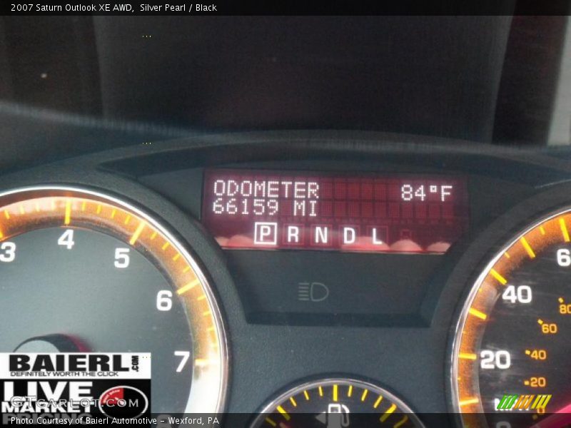 Silver Pearl / Black 2007 Saturn Outlook XE AWD