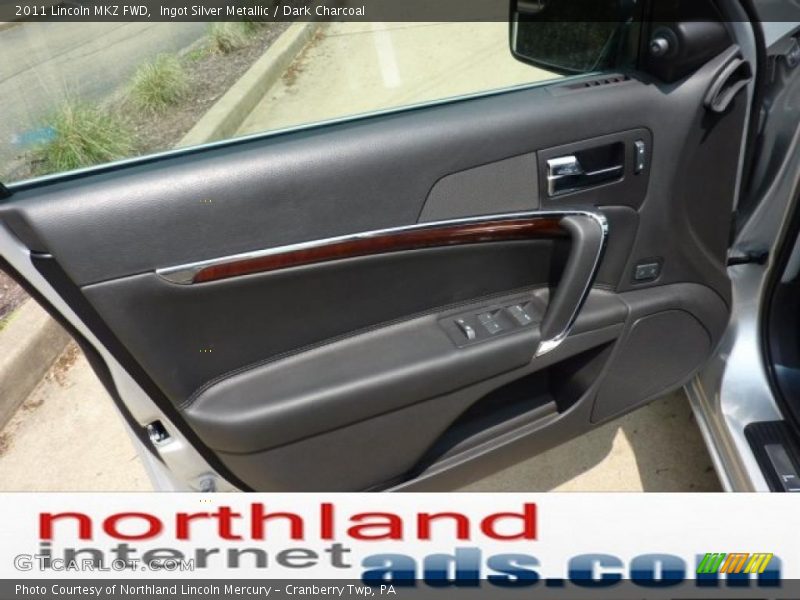 Ingot Silver Metallic / Dark Charcoal 2011 Lincoln MKZ FWD