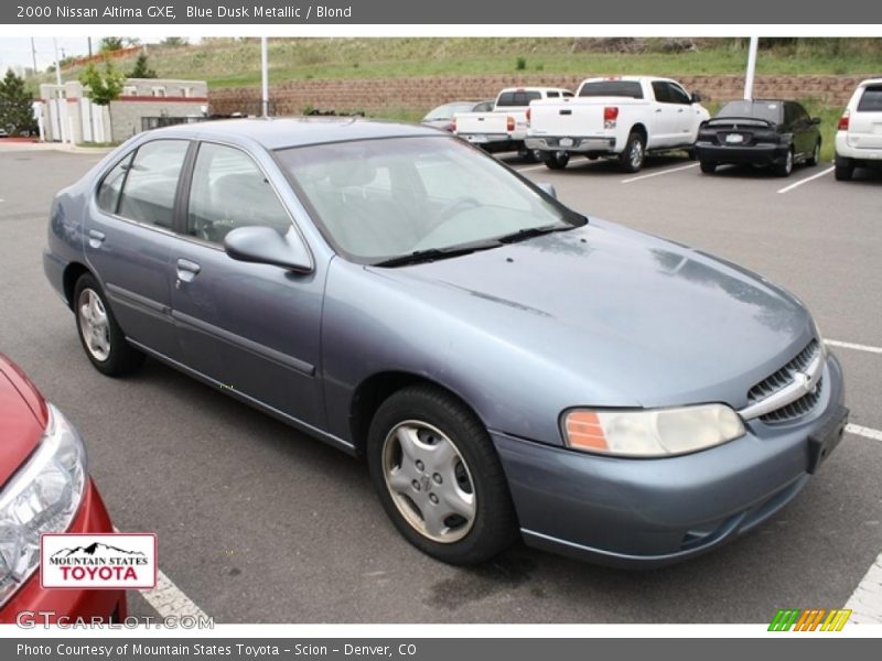Blue Dusk Metallic / Blond 2000 Nissan Altima GXE