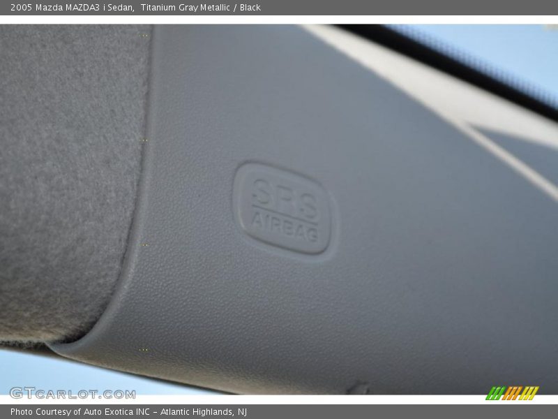 Titanium Gray Metallic / Black 2005 Mazda MAZDA3 i Sedan