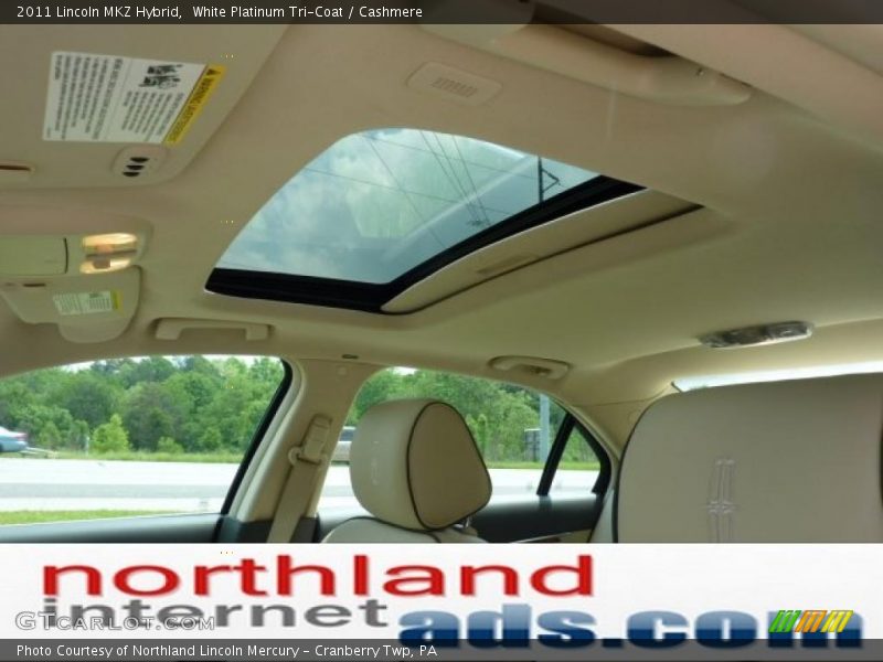White Platinum Tri-Coat / Cashmere 2011 Lincoln MKZ Hybrid