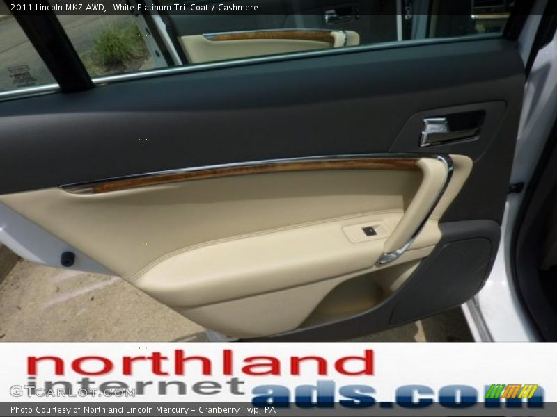 White Platinum Tri-Coat / Cashmere 2011 Lincoln MKZ AWD