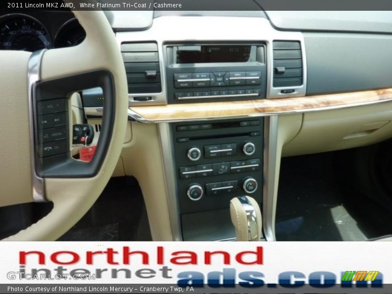 White Platinum Tri-Coat / Cashmere 2011 Lincoln MKZ AWD