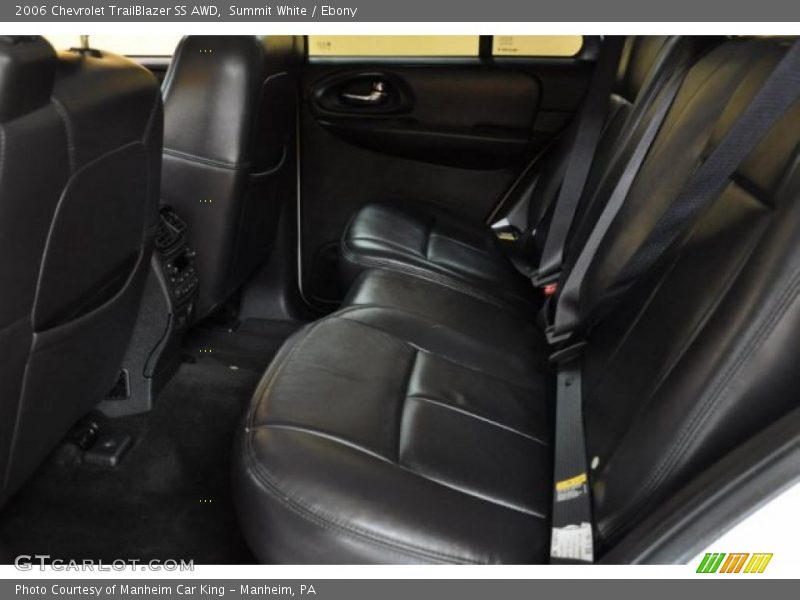 Summit White / Ebony 2006 Chevrolet TrailBlazer SS AWD