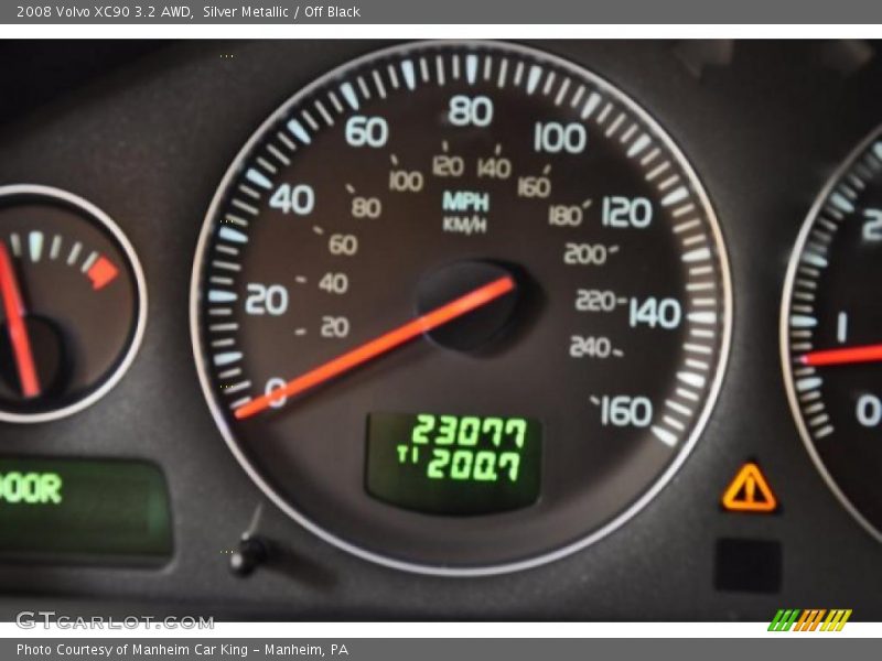 Silver Metallic / Off Black 2008 Volvo XC90 3.2 AWD