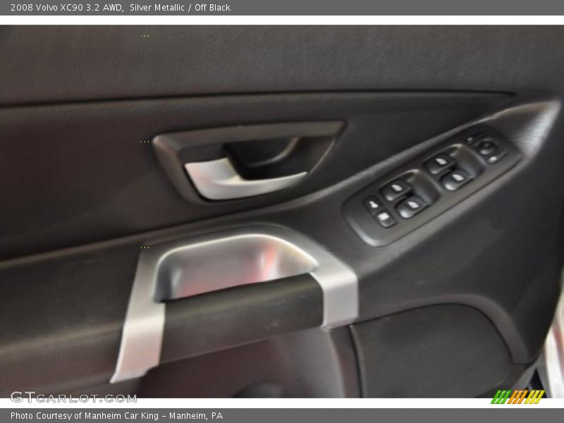 Silver Metallic / Off Black 2008 Volvo XC90 3.2 AWD