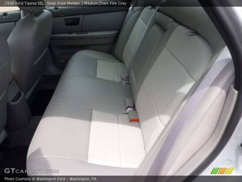 Silver Frost Metallic / Medium/Dark Flint Grey 2006 Ford Taurus SEL