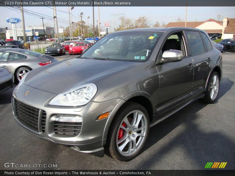 Front 3/4 View of 2010 Cayenne GTS