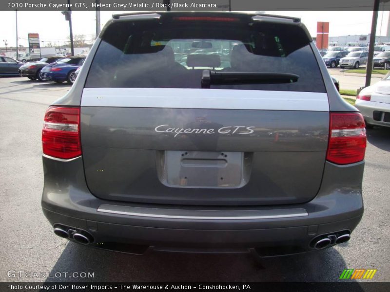  2010 Cayenne GTS Logo