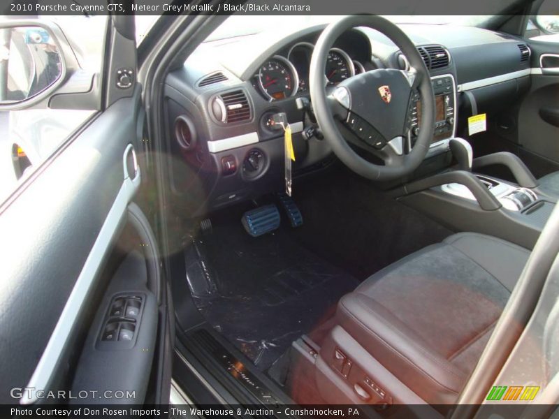 Meteor Grey Metallic / Black/Black Alcantara 2010 Porsche Cayenne GTS