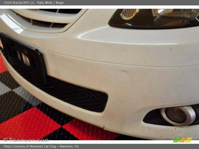 Rally White / Beige 2004 Mazda MPV LX