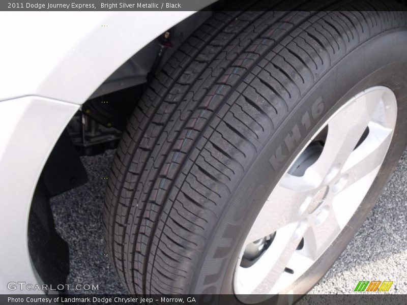 Bright Silver Metallic / Black 2011 Dodge Journey Express