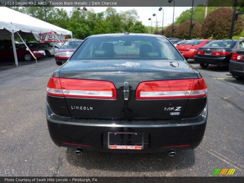 Tuxedo Black Metallic / Dark Charcoal 2010 Lincoln MKZ AWD