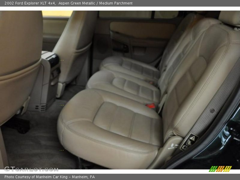 Aspen Green Metallic / Medium Parchment 2002 Ford Explorer XLT 4x4