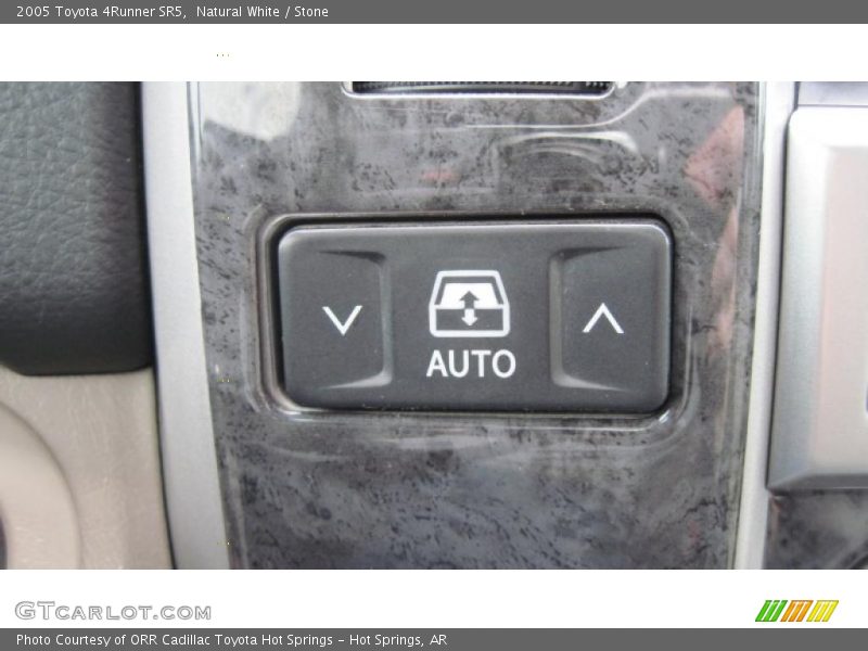Natural White / Stone 2005 Toyota 4Runner SR5