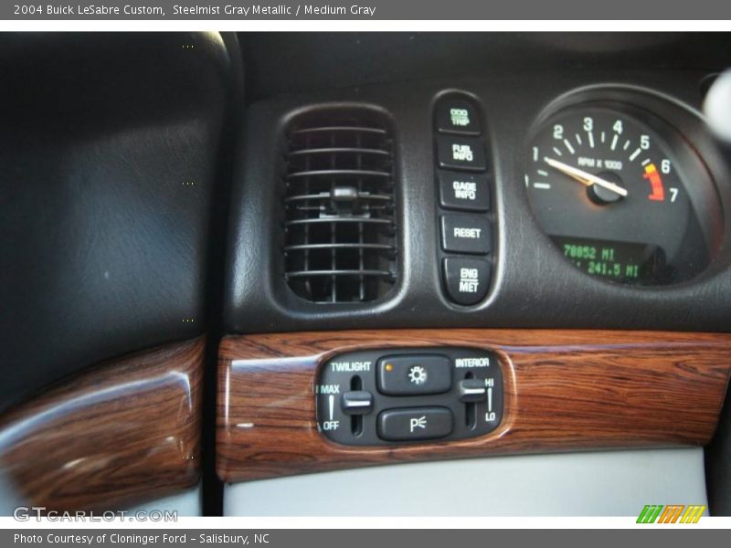 Steelmist Gray Metallic / Medium Gray 2004 Buick LeSabre Custom
