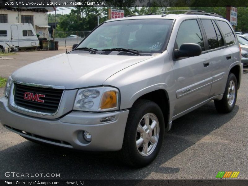 Liquid Silver Metallic / Light Gray 2005 GMC Envoy SLT