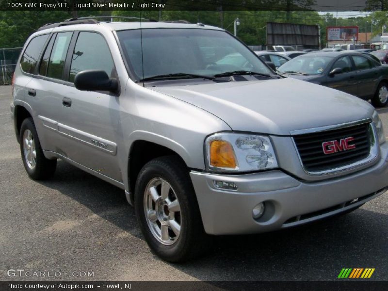 Liquid Silver Metallic / Light Gray 2005 GMC Envoy SLT