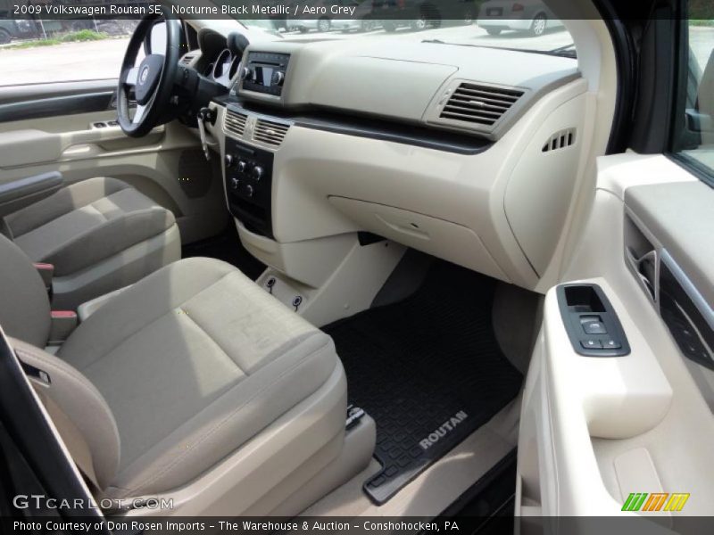 Nocturne Black Metallic / Aero Grey 2009 Volkswagen Routan SE