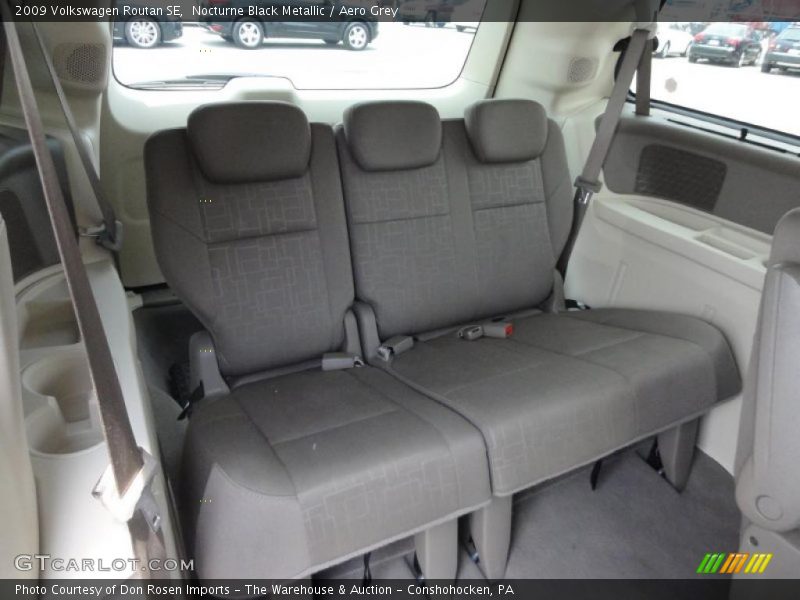 Nocturne Black Metallic / Aero Grey 2009 Volkswagen Routan SE