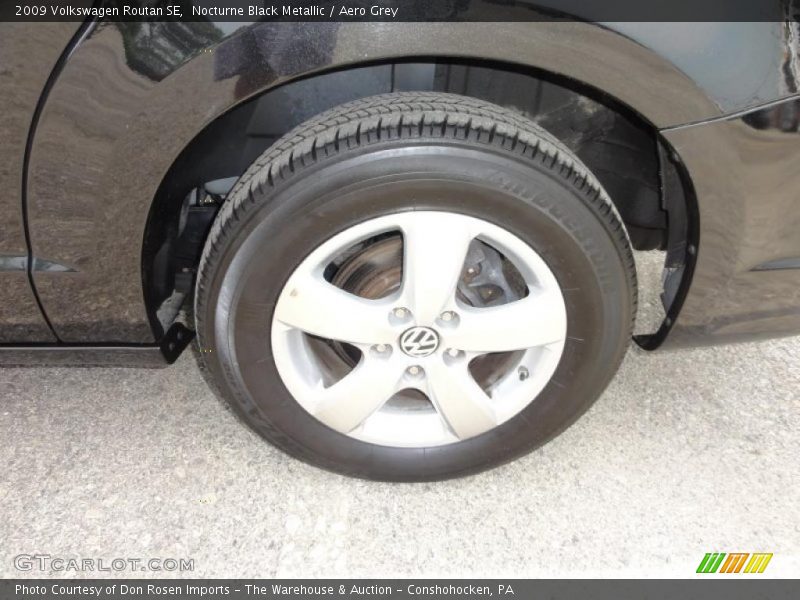 Nocturne Black Metallic / Aero Grey 2009 Volkswagen Routan SE