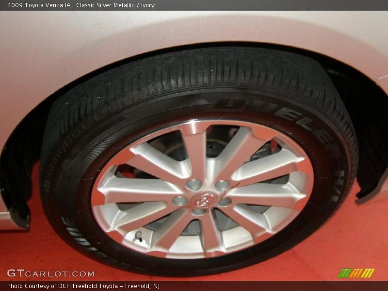 Classic Silver Metallic / Ivory 2009 Toyota Venza I4
