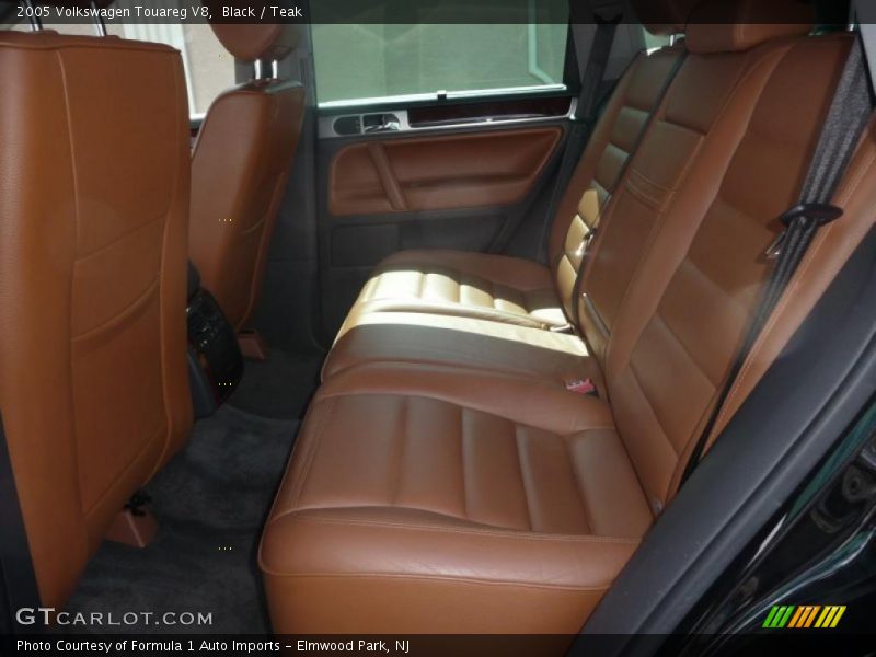 Black / Teak 2005 Volkswagen Touareg V8