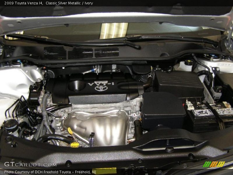 Classic Silver Metallic / Ivory 2009 Toyota Venza I4