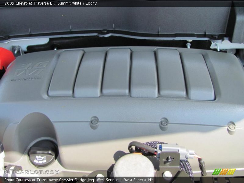 Summit White / Ebony 2009 Chevrolet Traverse LT