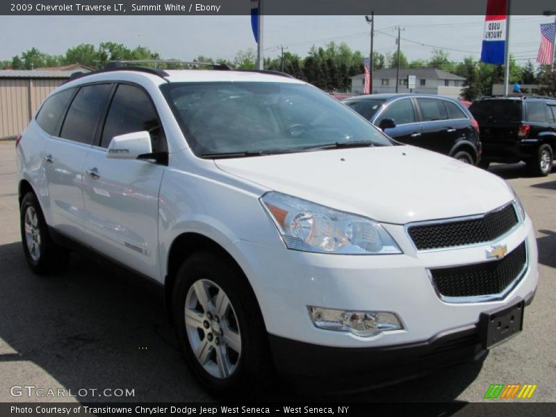 Summit White / Ebony 2009 Chevrolet Traverse LT