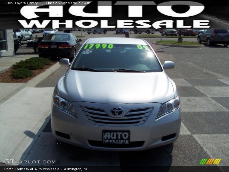 Classic Silver Metallic / Ash 2009 Toyota Camry LE