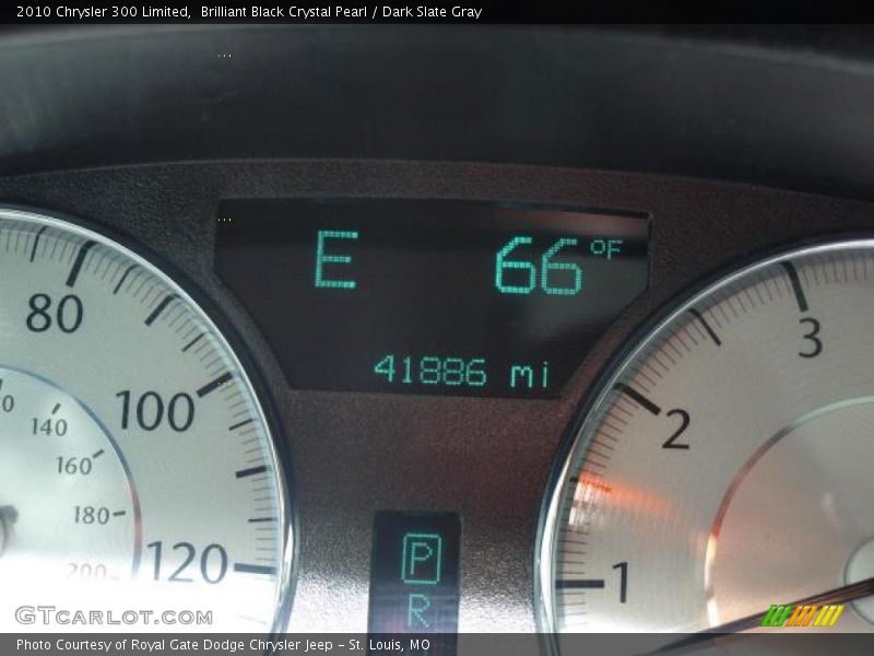 Brilliant Black Crystal Pearl / Dark Slate Gray 2010 Chrysler 300 Limited