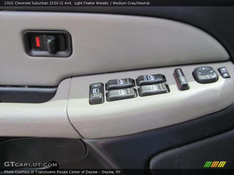 Light Pewter Metallic / Medium Gray/Neutral 2002 Chevrolet Suburban 1500 LS 4x4