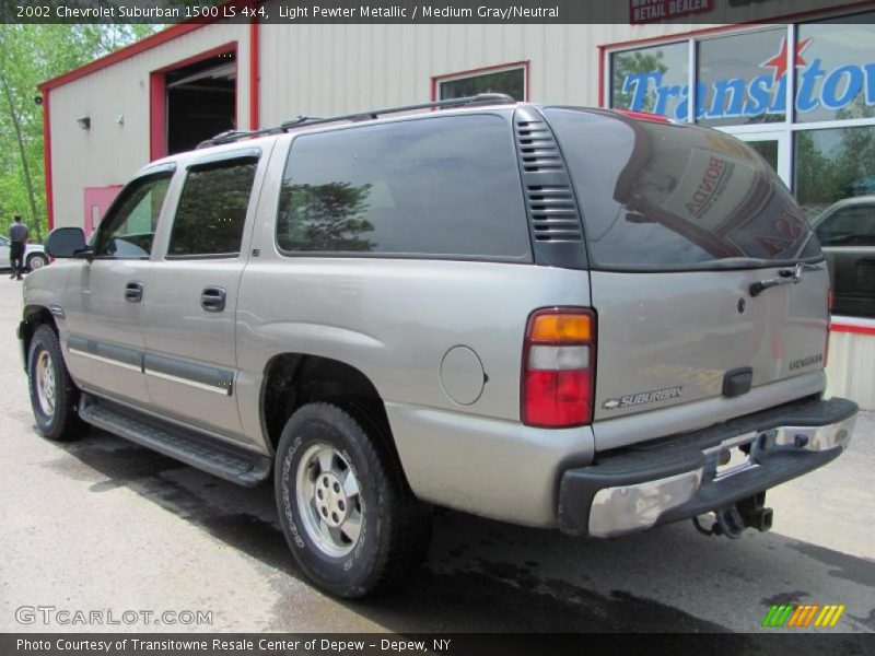 Light Pewter Metallic / Medium Gray/Neutral 2002 Chevrolet Suburban 1500 LS 4x4