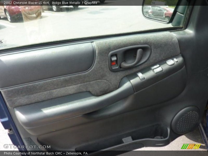 Indigo Blue Metallic / Graphite 2002 Chevrolet Blazer LS 4x4