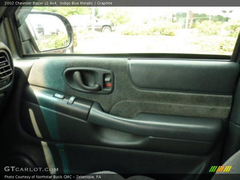 Indigo Blue Metallic / Graphite 2002 Chevrolet Blazer LS 4x4