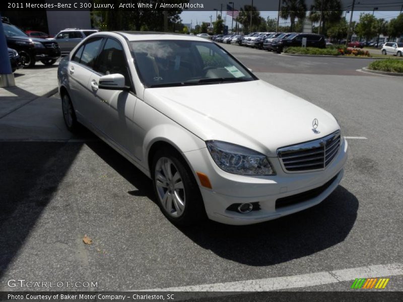 Arctic White / Almond/Mocha 2011 Mercedes-Benz C 300 Luxury