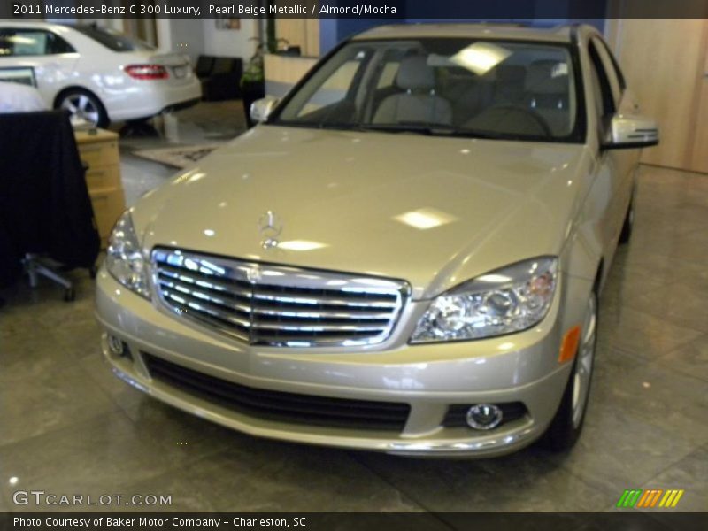 Pearl Beige Metallic / Almond/Mocha 2011 Mercedes-Benz C 300 Luxury