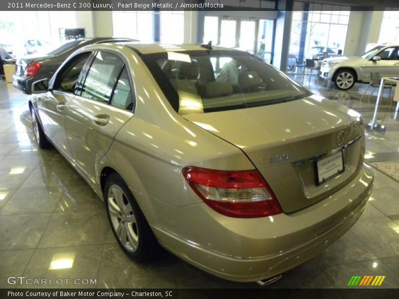 Pearl Beige Metallic / Almond/Mocha 2011 Mercedes-Benz C 300 Luxury