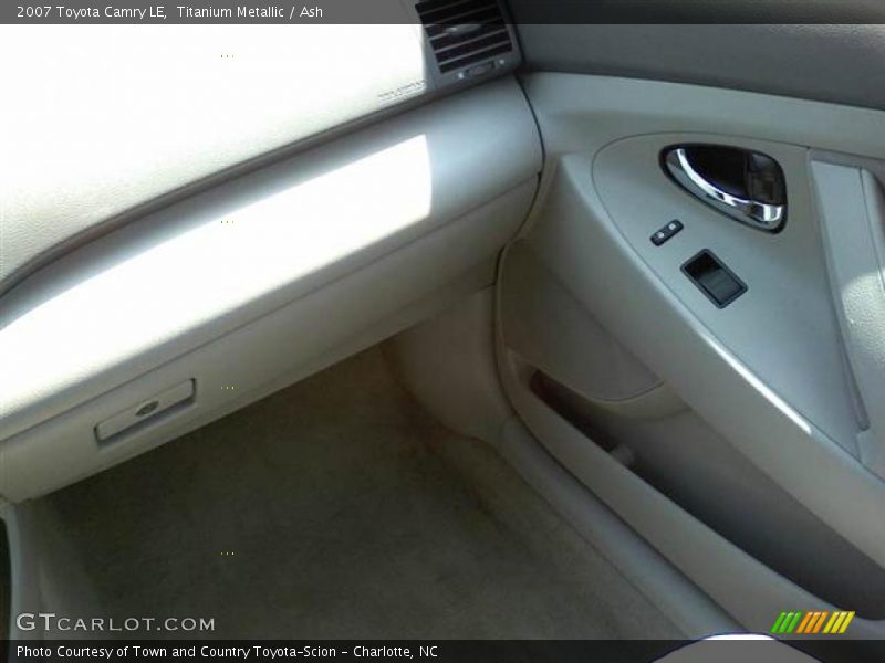 Titanium Metallic / Ash 2007 Toyota Camry LE