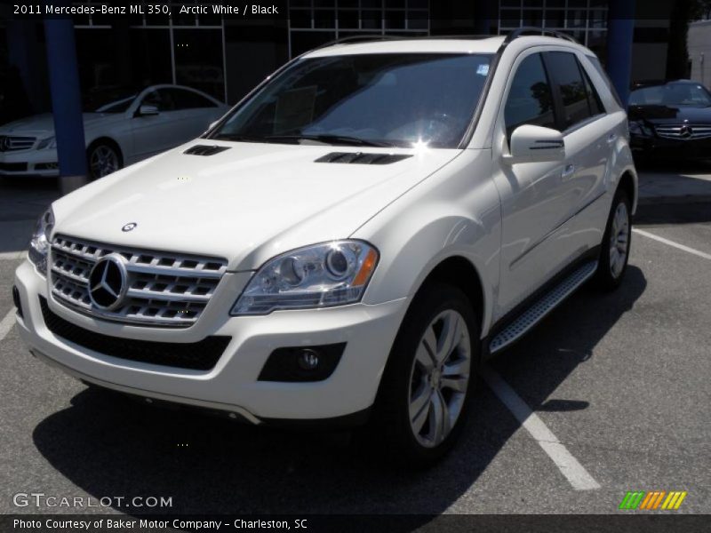 Arctic White / Black 2011 Mercedes-Benz ML 350