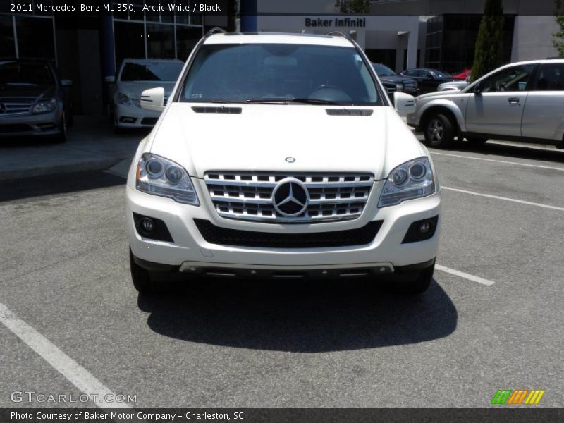 Arctic White / Black 2011 Mercedes-Benz ML 350