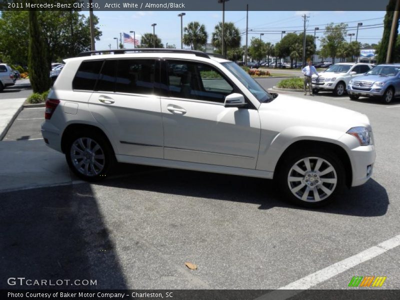 Arctic White / Almond/Black 2011 Mercedes-Benz GLK 350