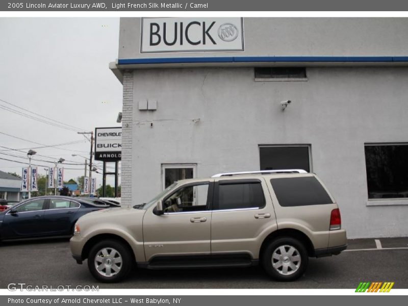 Light French Silk Metallic / Camel 2005 Lincoln Aviator Luxury AWD