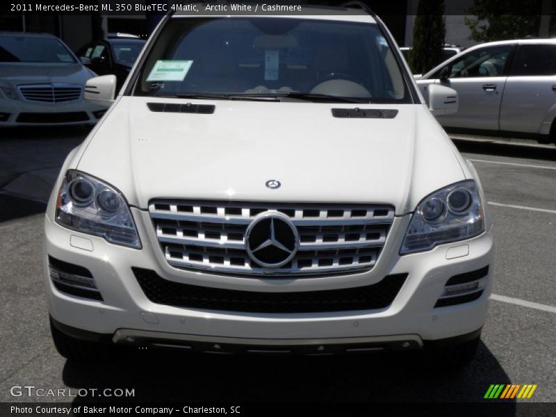 Arctic White / Cashmere 2011 Mercedes-Benz ML 350 BlueTEC 4Matic