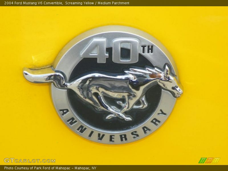 Screaming Yellow / Medium Parchment 2004 Ford Mustang V6 Convertible