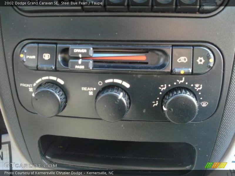 Steel Blue Pearl / Taupe 2002 Dodge Grand Caravan SE